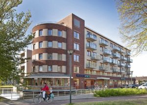 Stadsvernieuwing Heemskerk Waterrijck Lessestraat woonzorg woningen park BBHD architecten